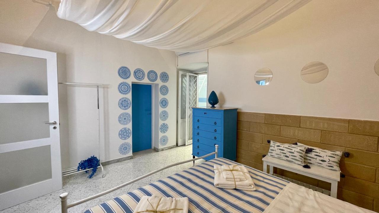 La Casa Del Pescatore N 11 - Porto Di St Spirito Bari Exterior foto